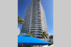 CONDOMINIO FRENTE AL MAR